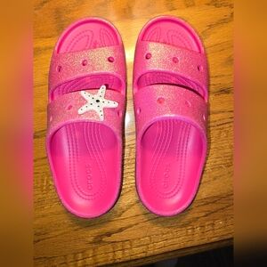 Crocs, Size 6, Pink & Sparkly! Worn Long Enough To Try On! Including Starfish!
